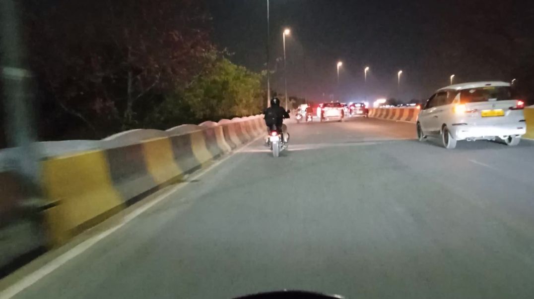 ⁣Travelling Vlogs video Day 49