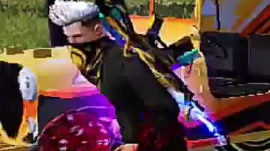 ⁣YE_KYA_PAGALPANTI_HAI💀😂_FREEFIRE_FUNNY_MOMENTS_#freefire_#shorts_#funny_#tlswarrior(360p)