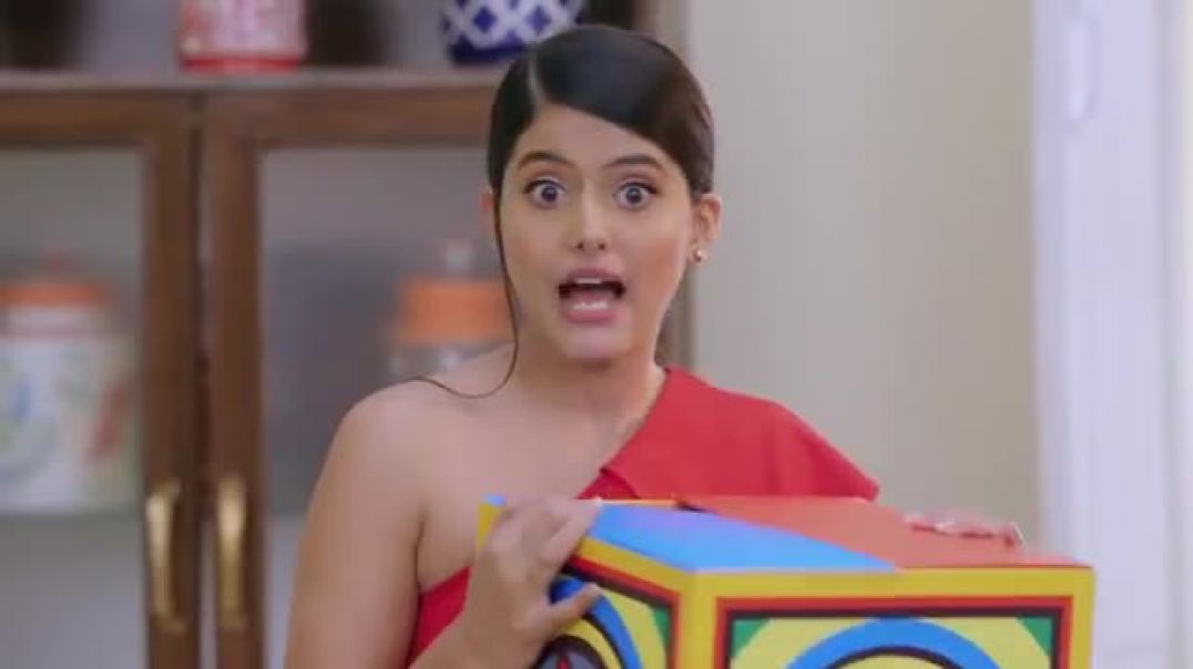 ⁣अनन्या_को_बालवीर_ने_दी_ब्रा_गिफ्ट,_अनन्या_देखकर_हो_गई_शॉक____Baalveer Returns(360p)