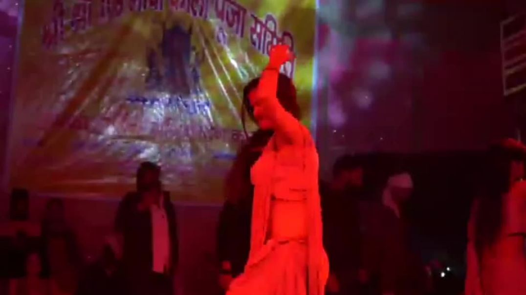 ⁣माही मनीषा चढ़ाली जवानियां के बाढ़े साईंया