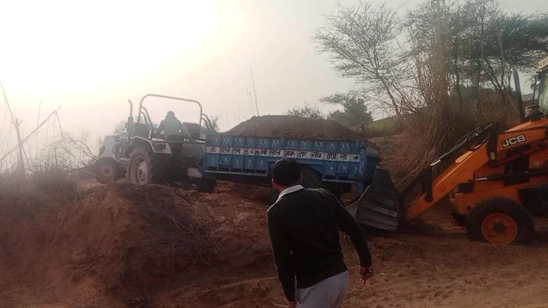 ⁣Tractor Power 👿 in Trolley 🔥🔥