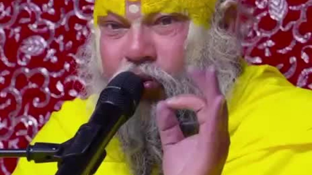 ⁣प्रेमानंद महाराज जी ने बड़े ही सरल शब्दों में मन को शांत करने का अनोखा तरीक़ा बताया