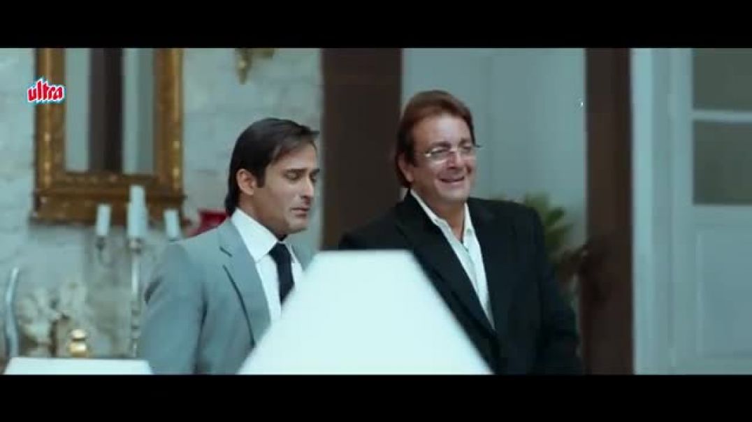 Hum_Teeno_Ke_Sath_Ye_Chautha_Kon_Late_Gaya_-_Sanjay_Dutt,_Akshaye_Khanna,_Paresh_Rawal,_Vijay_Raaz