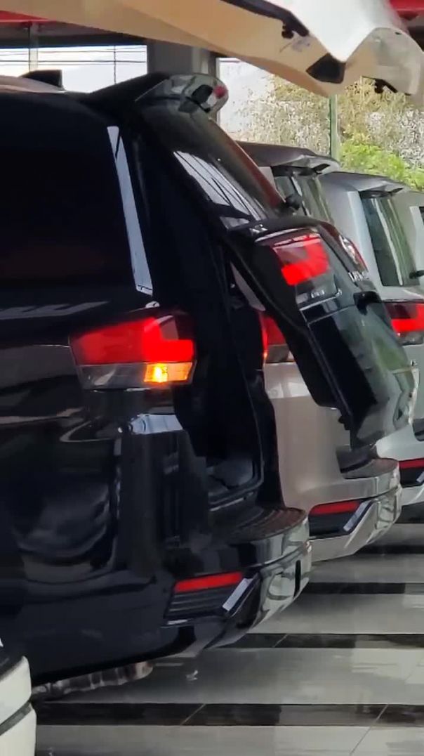 2025_Toyota_Land_Cruiser_LC300_shorts_trending_trendingshorts_car_like_2025_