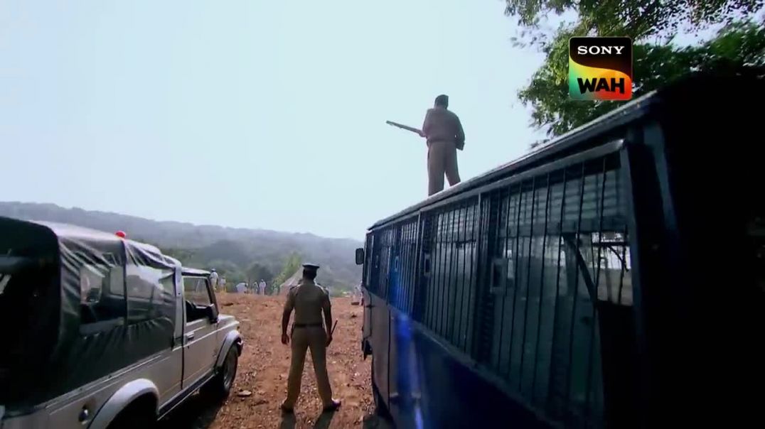 ⁣Culprit को पकड़ने के लिए Sunny Deol ने दिया Team CID का साथ _ CID _ सी