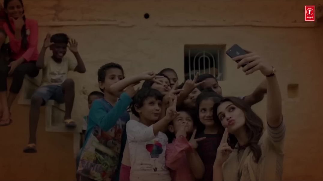 LYRICAL__Photo_Song___Luka_Chuppi___Kartik_Aaryan,_Kriti_Sanon__Karan_S__Goldboy__TanishkB___Nirmaan