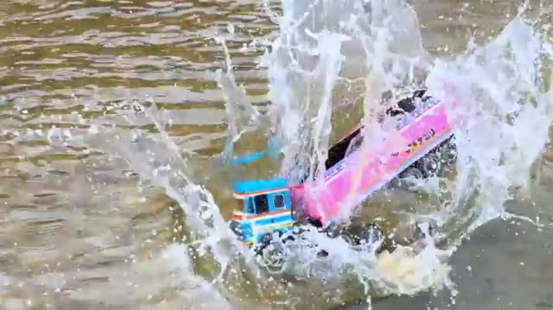 JCB_Tractor_Cartoon_Video___BharatBenz_SIGNA_Dumper_Truck_Accident_Pulling_Out_Car_Tractor_Jcb_3dx_(