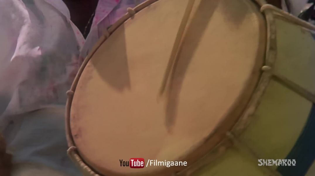 ⁣Neela Peela Hara Gulabi (HD)  - Aap Beati Song - Hema Malini - Prem Nath - Bollywood Holi Special(10