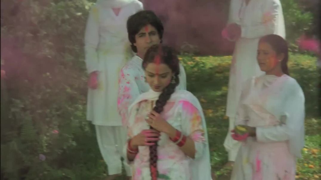 ⁣Rang Barse Song _ Holi Song _ Silsila _ Amitabh Bachchan_ Rekha_ Sanjeev_ Jaya _ रंग बरसे _ होली गीत
