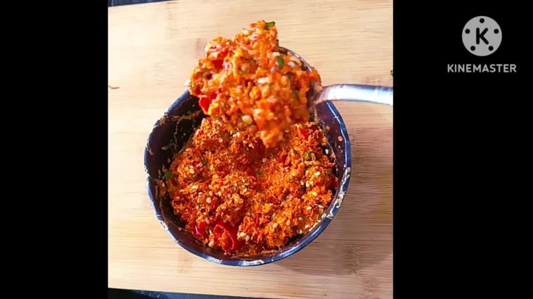 ⁣YouTube Video Sirf 2 Minute Lal Mirch Ki Chatni Kese Banatey__ શિયાળુ લાલ  મિર્ચી ચટની કી  રેસીપી