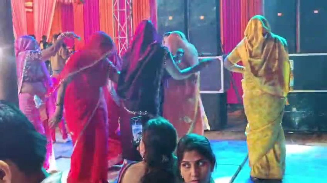 ⁣शादी में फूल enjoy 😊😊