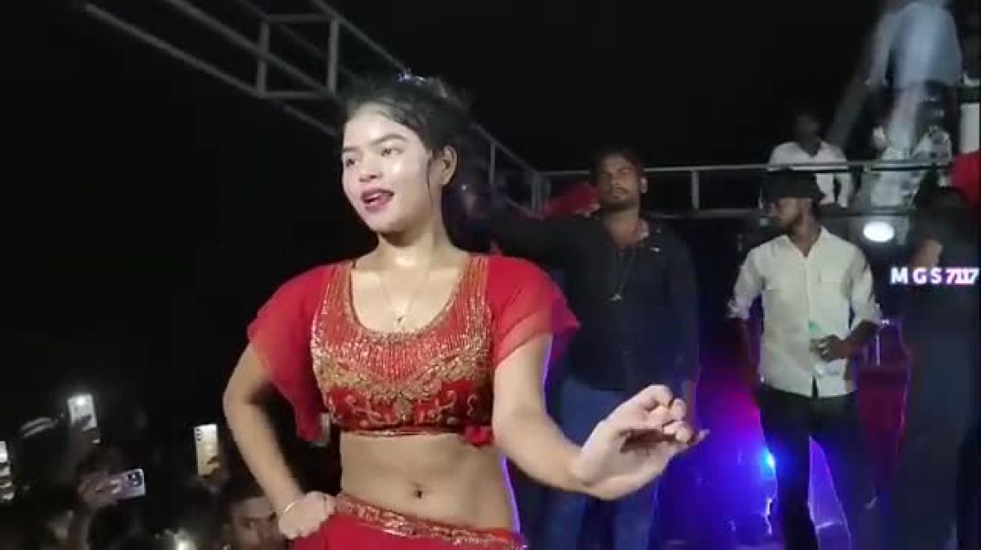 ⁣_Arkestra _ ढोढ़ी पर चटनी मलइया _ Balam Karihaiya daba di _ Maya Magar _dance _ Maya Magar Dance(360