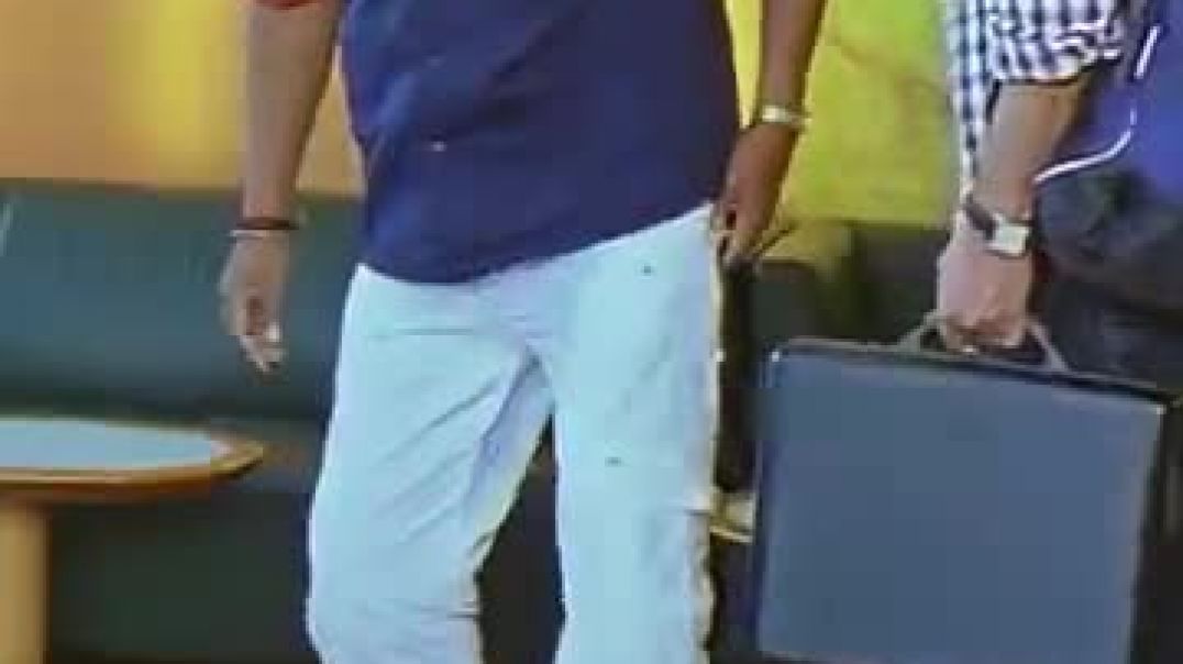 ⁣Funny comedy scene