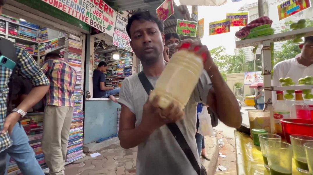 ⁣Kolkata Special Burnt Raw Mango Drink  Indian Street Food - Aamchi Mumbai (1080p, h264)