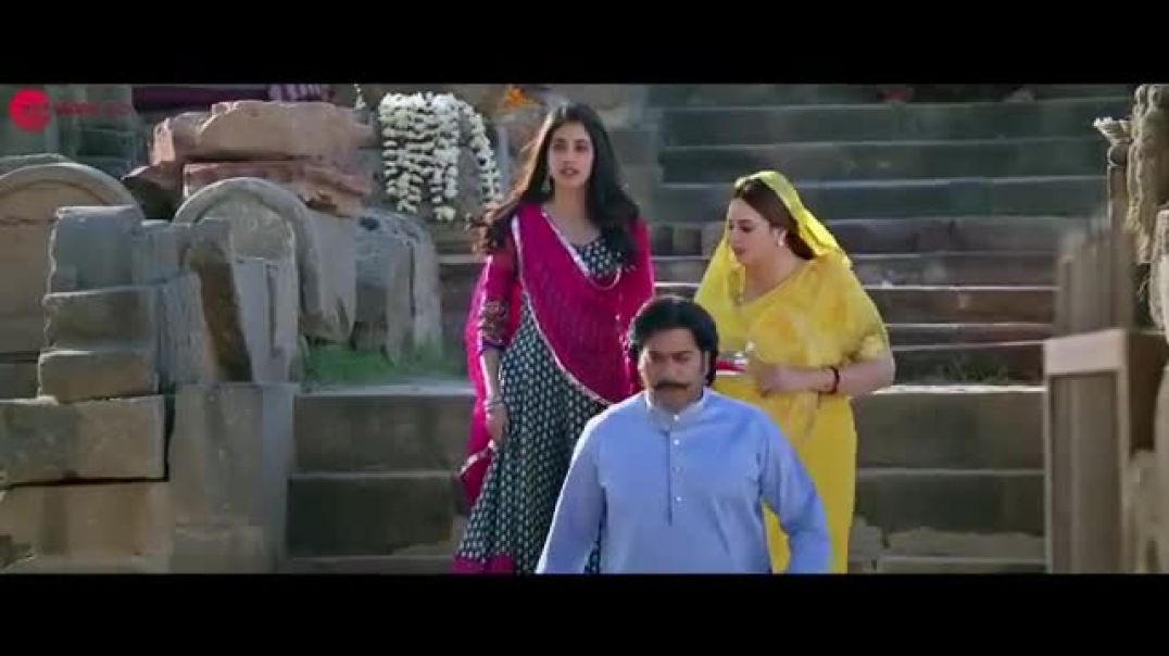 Dhadak_-_Title_Track___Full_Video___Dhadak___Ishaan___Janhvi___Shreya_Ghoshal___Ajay-Atul