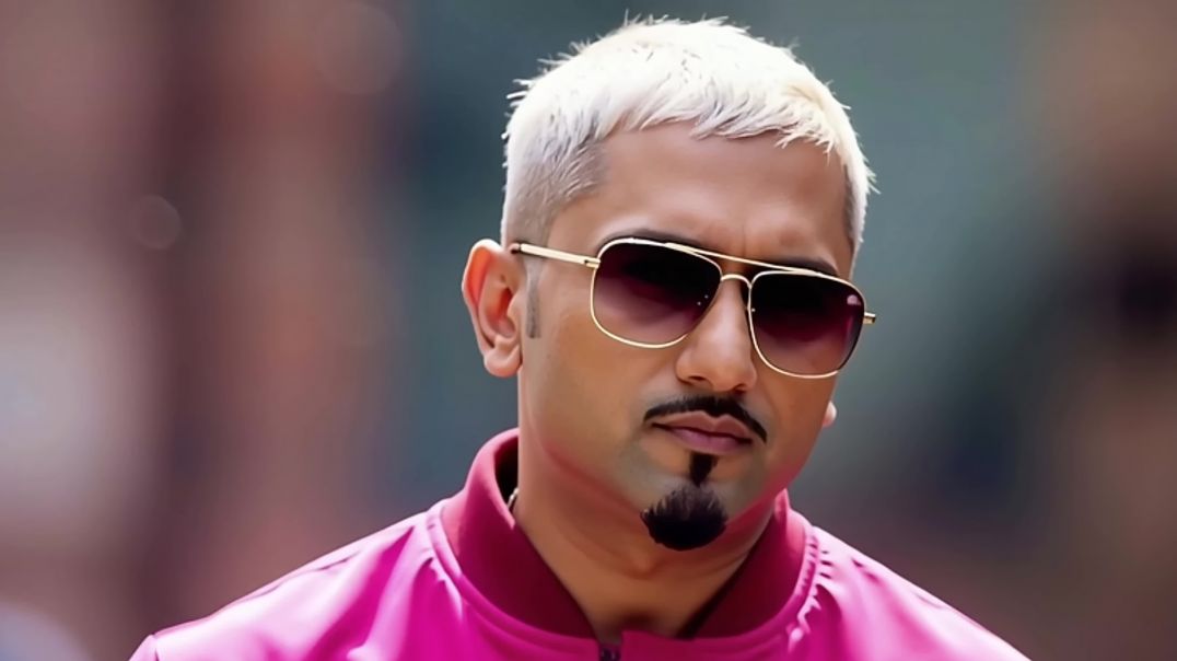 ⁣Gold Glasses Mood Song | Yo Yo Honey Singh | Nora Fatehi