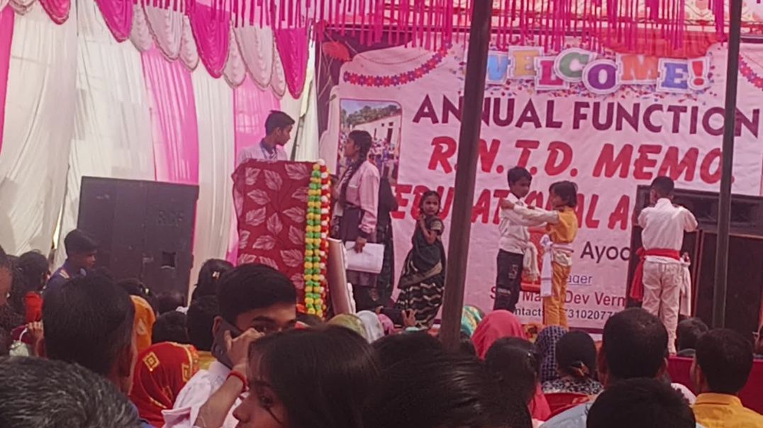 ⁣Aaj Ham ek function mein Aaye The