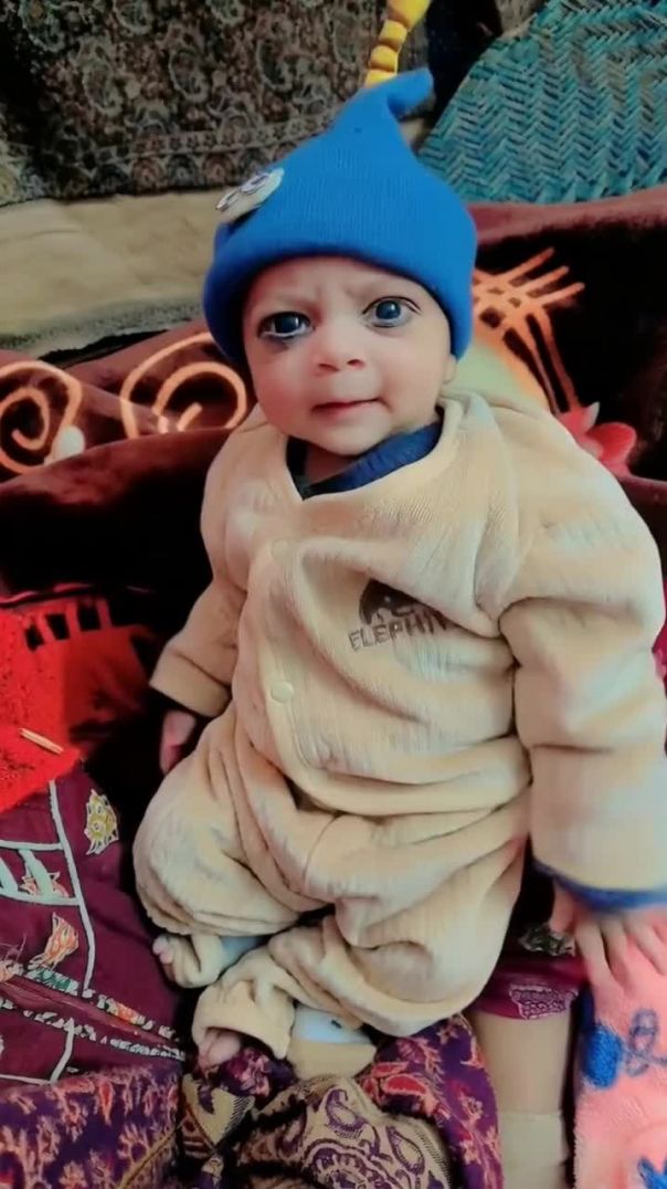 Iski cuteness dekh kar aapka din ban jayega!😎😂