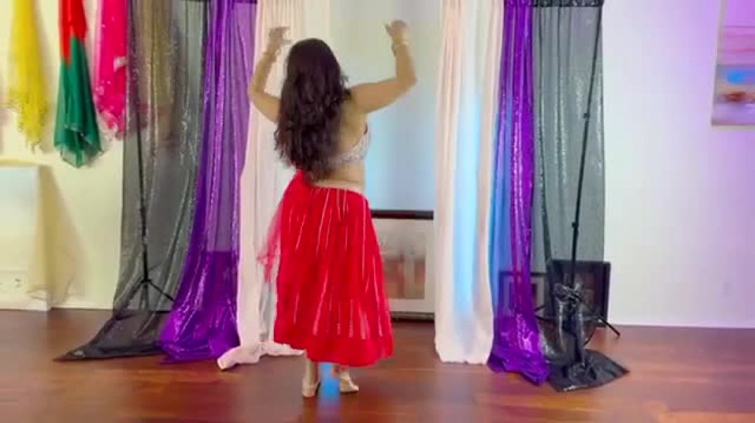 ⁣Kanta Laga Song Dance