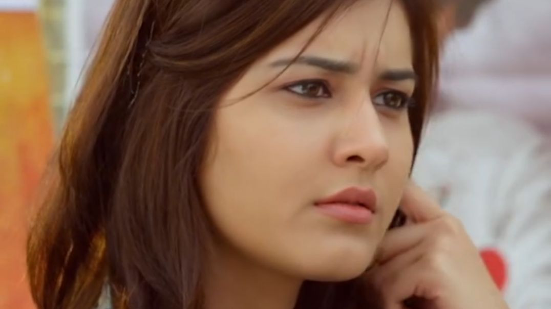 ⁣अति सुन्दर लड़की क्या हो सकती हैं क्या