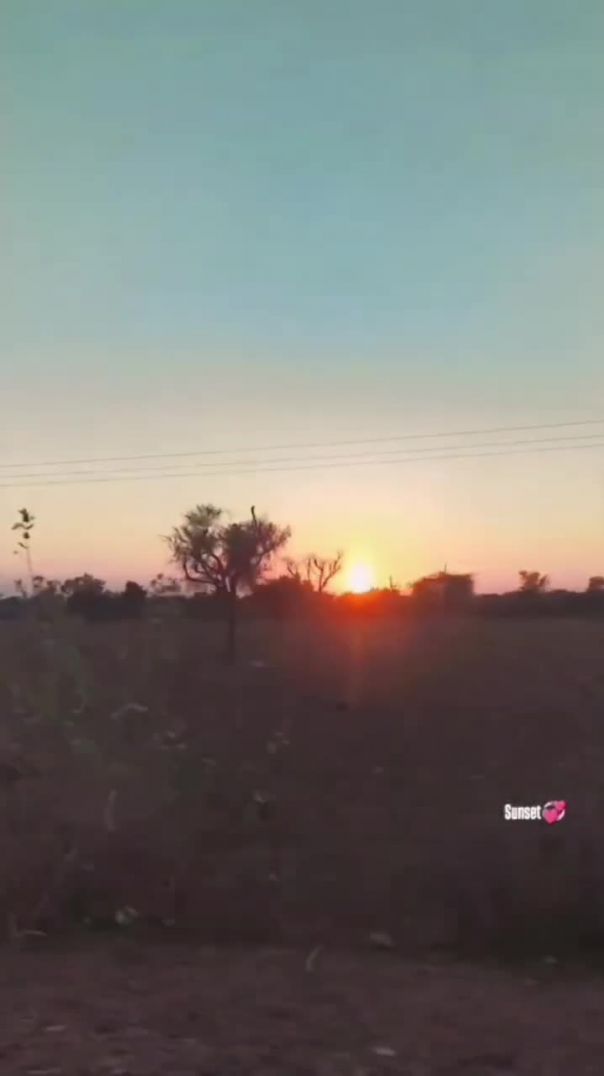 sunset beautiful view ❣️🫠 #subscribe #trendingsong #like #comment #sunset #shortvideo 👍👍