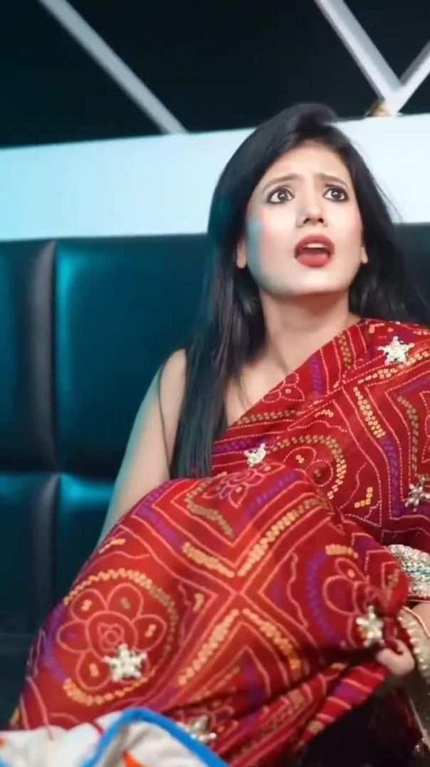 Biwi k saath baccha FREE 😂😨