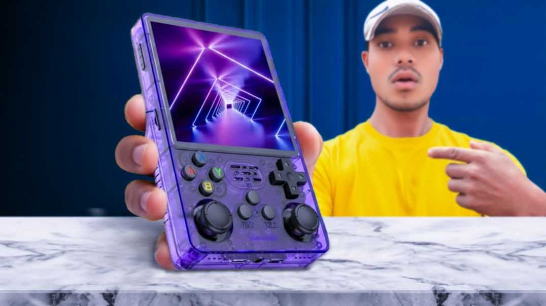 ⁣Portable Retro Gaming Console Unboxing 🔥  10000+ Games Handheld Emulator 😱_1080p