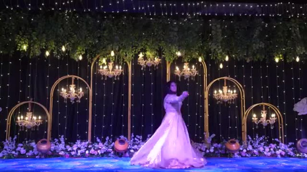 ⁣Popular Hindi Hit Song Dance