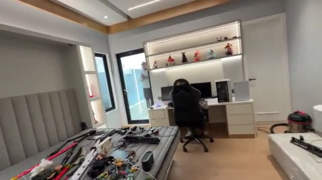 ⁣Piyush_Shifting_To_New_Gaming_Room__😍__Finally(360p)