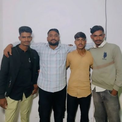 105949389641644630769 