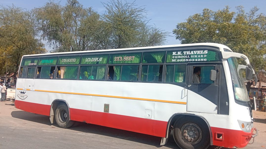 ⁣आपणों राजस्थान का सॉन्ग करने की तैयारी करते हुए