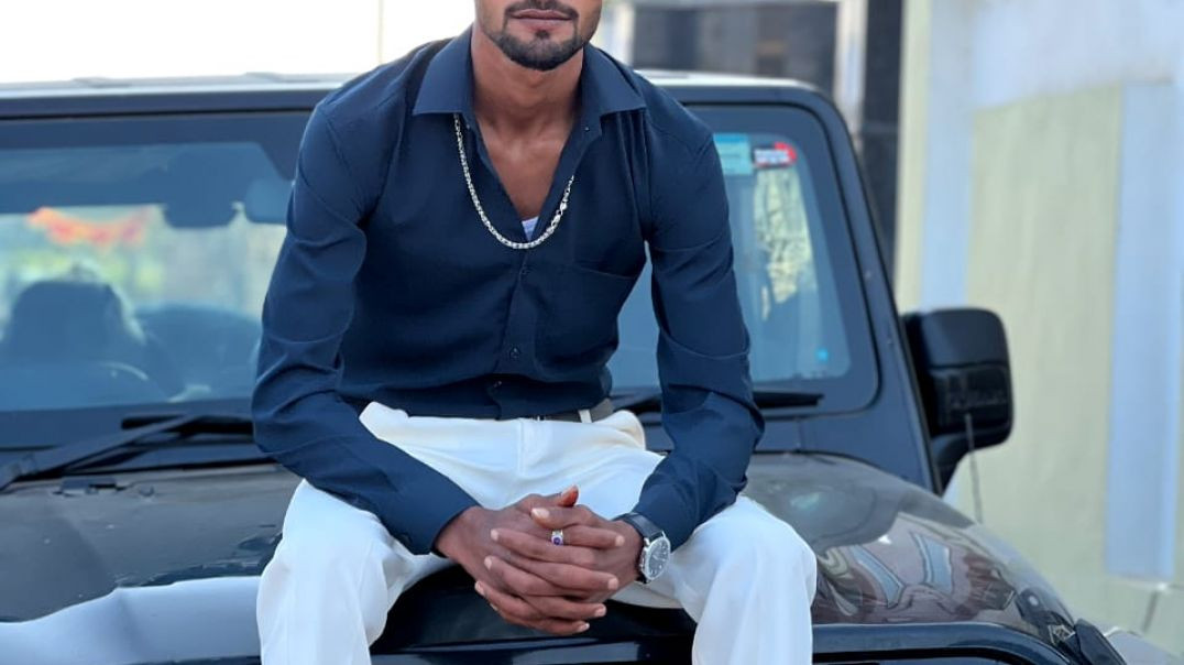 Dhamaka_Song___Pawan_Singh_New_Song_2025___Shilpi___Trishakar___New_Bhojpuri_Song___Bhojpuri_Gana(36