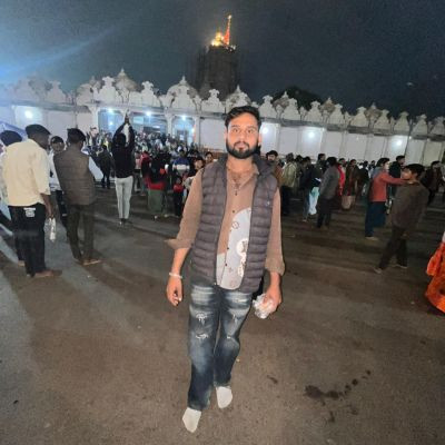 112467933356147308104 