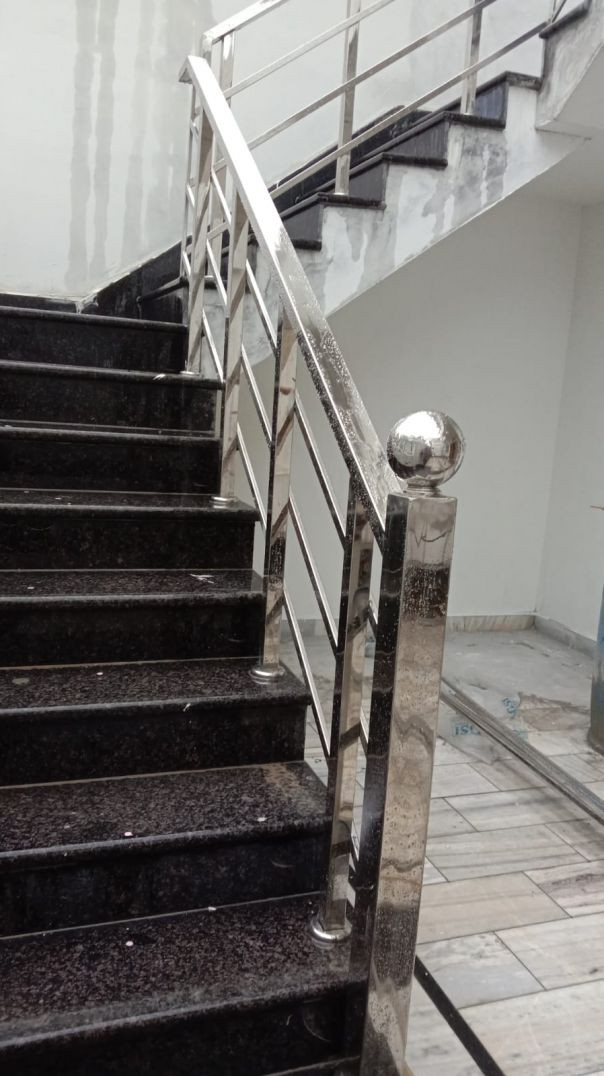 93ff8c2e2185403ba5b7cba115e7366f