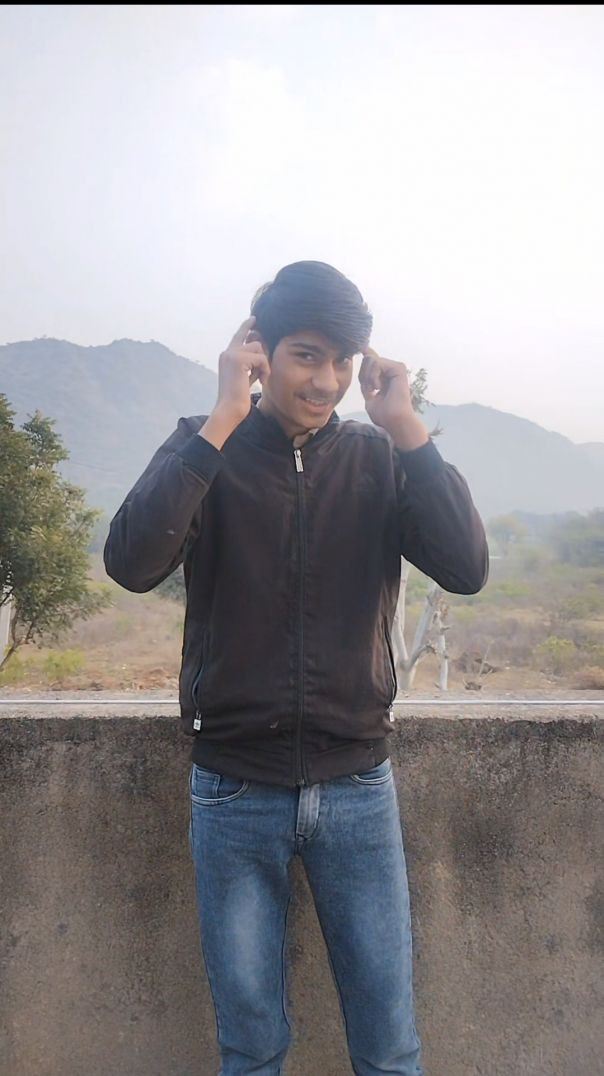 मेरा नाम क्या है😂😁😃