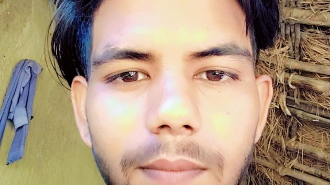 ⁣Dekha_Tujhe_Toh____Slowed_and_Reverb____Koyla_movie_songs___#90slofi(144p)