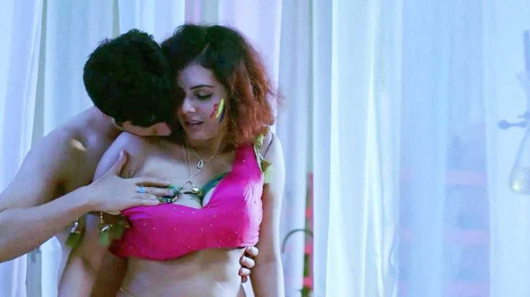 Tridha Chaudhry Ne Baba Ko kara Sammohit😨  sexy