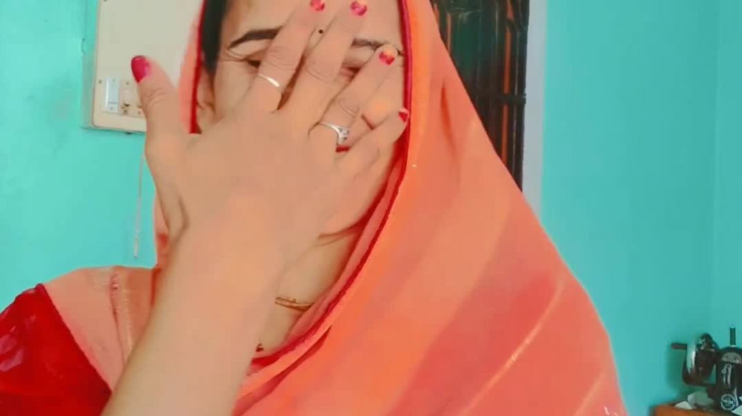 ⁣ज़िंदगी छोटी है, टेंशन बड़ी है… इसलिए हंसते रहो, मस्ती करते रहो और दोस्तों के साथ हर पल को कॉमेडी बन