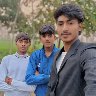 comedy_vloger comedy_vloger