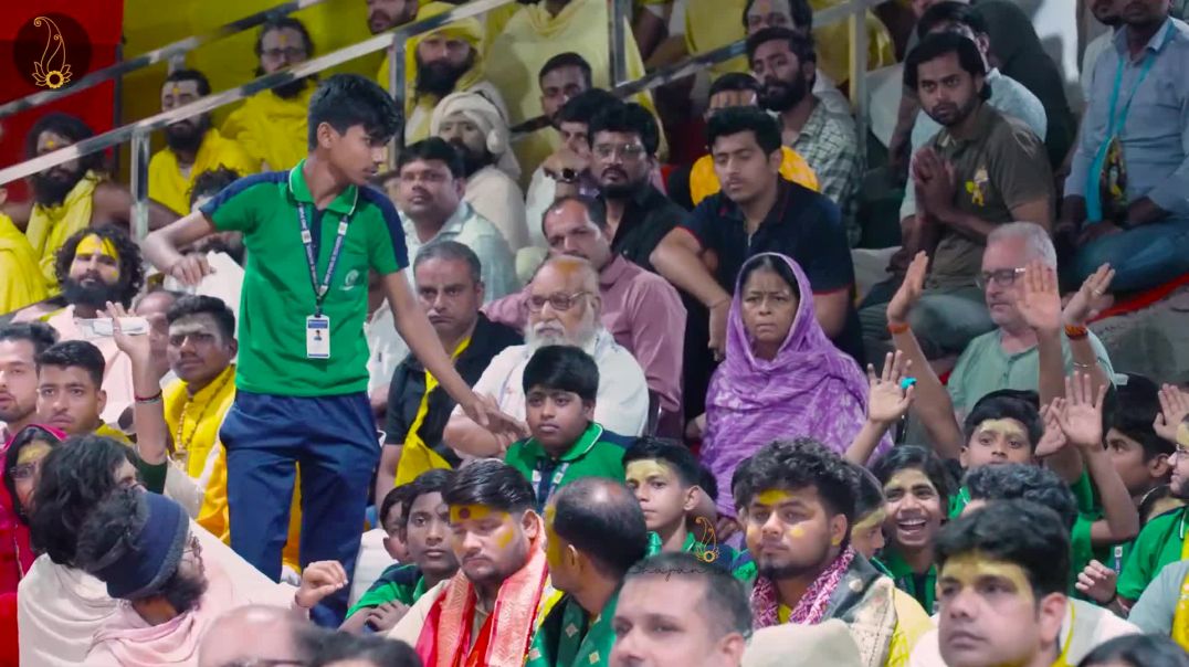 ⁣स्कूल के बच्चों को महाराज जी का उपदेश और एक मां का