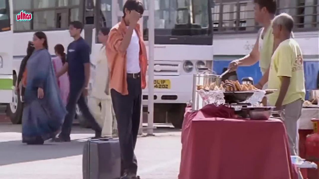 ⁣साला छोटी गंगा बोल के नाले में कूदा दिया बे - Kauwa Biryani- विजय राज (720P