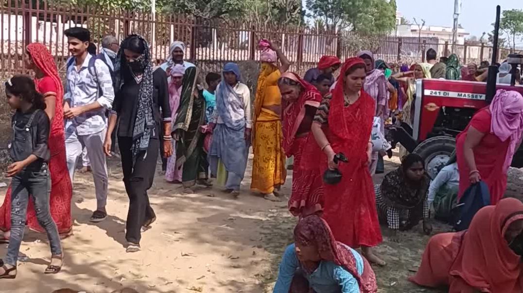 ⁣गिर्राज महाराज के छोटे भाई दांतबाढ़ महाराज की परिक्रमा।