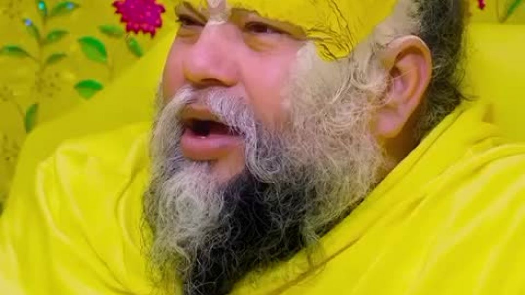 ⁣सफलता का असली अर्थ केवल धन कमाना नहीं, बल्कि अपने चरित्र को उज्जवल रखना है। जब जीवन की शाम हो, तब हम