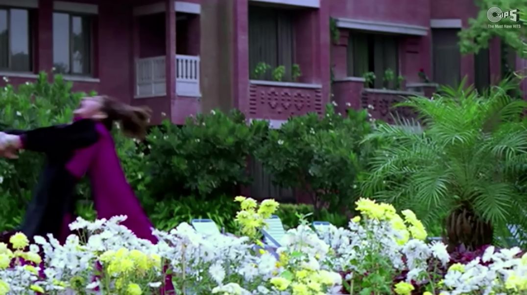 ⁣Kisi Disco Mein Jaaye _ Bade Miyan Chhote Miyan _ Govinda_ Raveena Tandon _Alka_ Y Udit N_ 90_s Hits