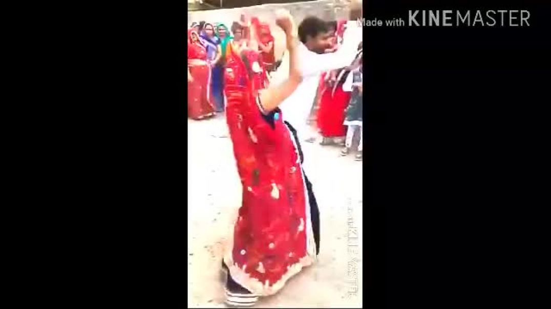 डीजे_वाला_गाणो_तो_लगा_शादी_को_D