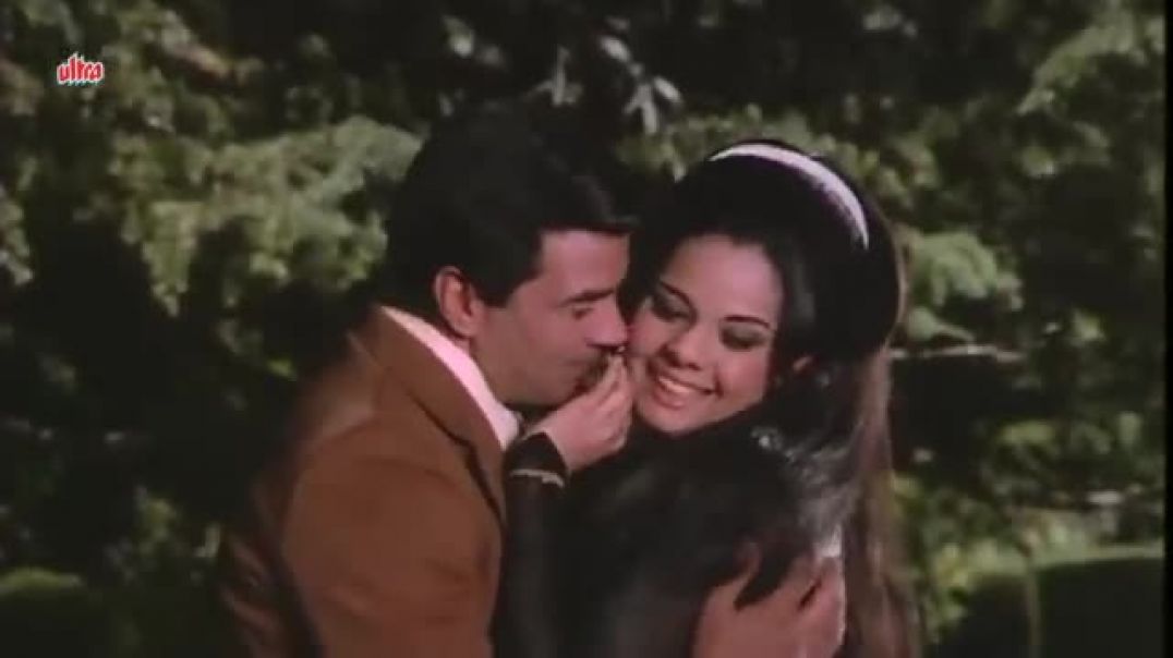 Aaj_Mausam_Bada_Beimaan_Hai_