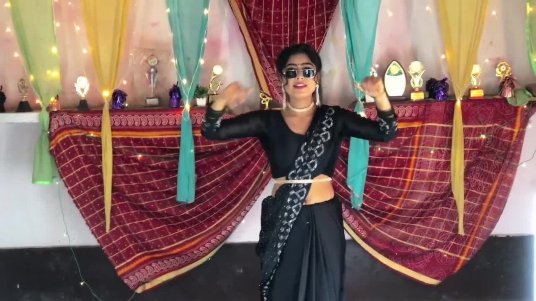 ⁣SHIKARI _ NEW VIDEO ACTING _ NEW DANCE 2025 _ _ SONIYA EXPRESSION DANCER