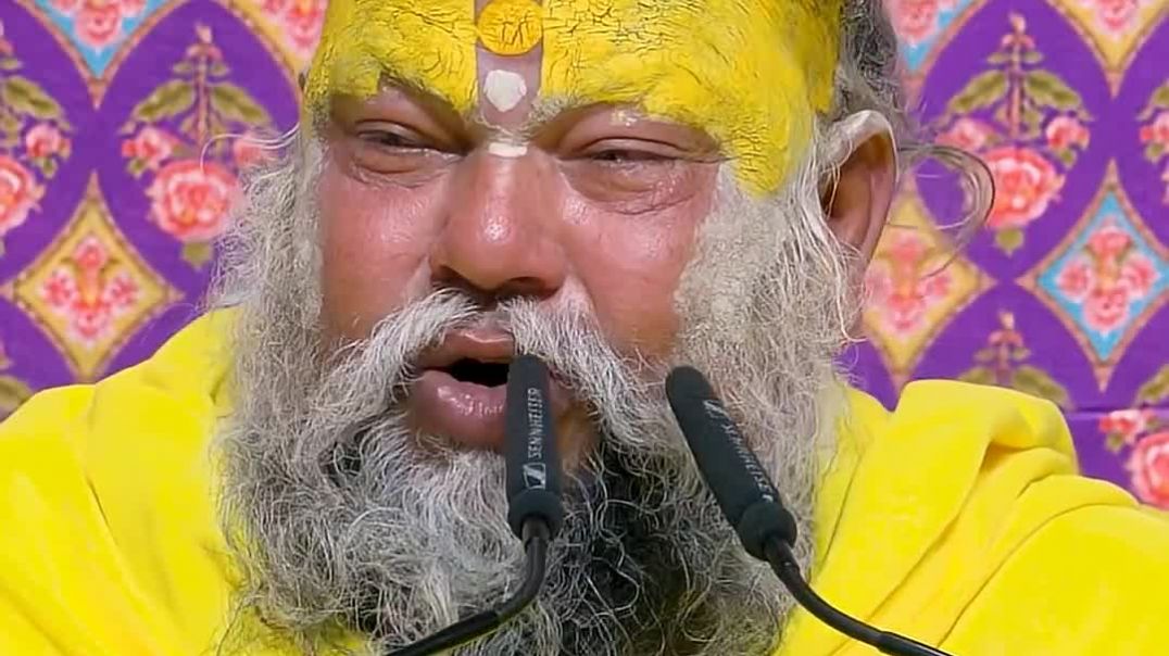 ⁣इस रोग का इलाज वृंदावन में! #premanandjimaharaj #bhajanmarg - Bhajan Marg (1080p, h264, youtube)