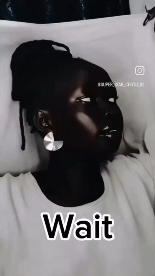 Kala angur h be Tu😂😅😂