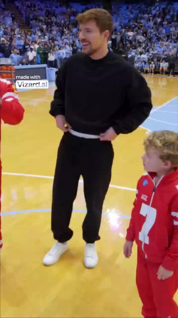 छोटे चैंपियंस का कोर्ट पर ज़ोरदार स्वागत!